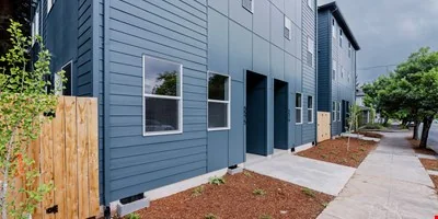 Church Apartments — Sale in Portland, OR, photo 4 of 8