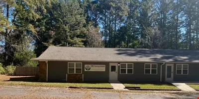 Medical Building/School for Sale — Sale in Newnan, GA, photo 2 of 3