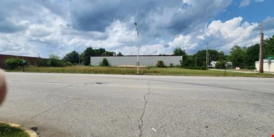 1001 West Broad Ave. — Sale in Albany, GA, photo 2 of 6