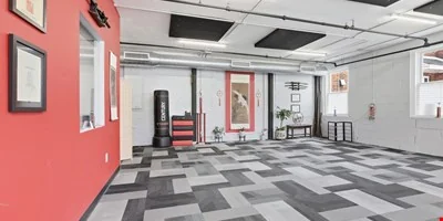 Class B office Space for Lease in Amesbury, MA — Lease in Amesbury, MA, photo 2 of 8