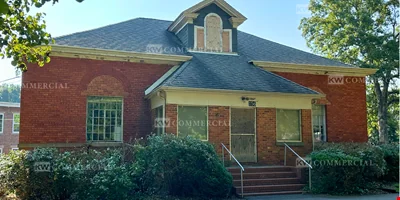 4,250 SF OFFICE IN WAKEFIELD GATEWAY — Lease in Statesville, NC, photo 1 of 8