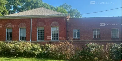 4,250 SF OFFICE IN WAKEFIELD GATEWAY — Lease in Statesville, NC, photo 3 of 8