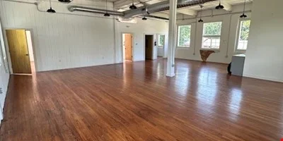 The Gracie Building — Lease in Statesville, NC, photo 5 of 8