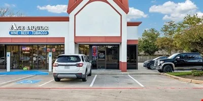 5010 W. Main Street, Suite I, League City, TX 77573 — Lease in League City, TX, photo 3 of 8