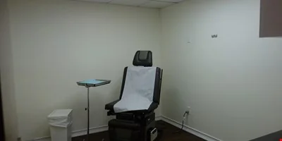 Medical Office — Lease in Queens, NY, photo 5 of 8