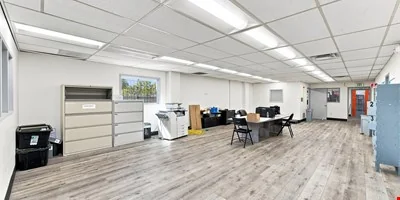 945 E. Lindsay, Stockton, CA — Lease in Stockton, CA, photo 8 of 8