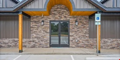 Dover Rd. Suites — Lease in Clarksville, TN, photo 2 of 8