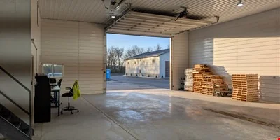 604 Industrial St — Lease in Saint Peter, MN, photo 2 of 5