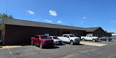 1325 Grand Oaks Drive — Lease in Howell, MI, photo 2 of 5