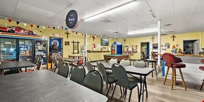 2541 W Southcross Blvd., San Antonio, TX 78211 — Lease in San Antonio, TX, photo 1 of 8