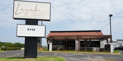 HIGHWAY-VISIBLE RESTAURANT SPACE | 450+ PARKING STALLS — Lease in Derby, KS, photo 2 of 4