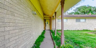 34823 FM 1301, West Columbia — Lease in West Columbia, TX, photo 2 of 8