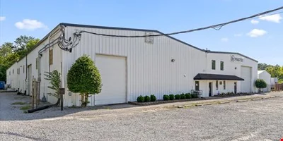 Conditioned Industrial Facility with 8 Cranes — Lease in Chattanooga, TN, photo 5 of 8