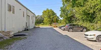 Conditioned Industrial Facility with 8 Cranes — Lease in Chattanooga, TN, photo 8 of 8