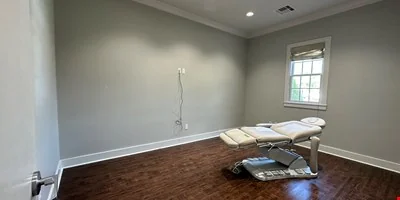1,443 SF Bluebonnet Blvd Office For Lease — Lease in Baton Rouge, LA, photo 6 of 8
