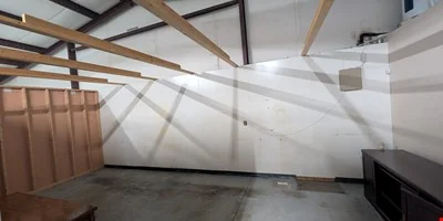 5106 Wilkinson Bldv. — Lease in Cramerton, NC, photo 2 of 3