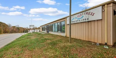 5106 Wilkinson Boulevard — Lease in Cramerton, NC, photo 4 of 8