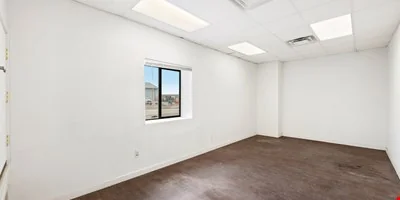 7,200 SF Industrial Building with Gated Yard Space… — Lease in Evanston, WY, photo 6 of 8