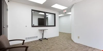 Highland Acres Office Building — Lease in Overland Park, KS, photo 7 of 8