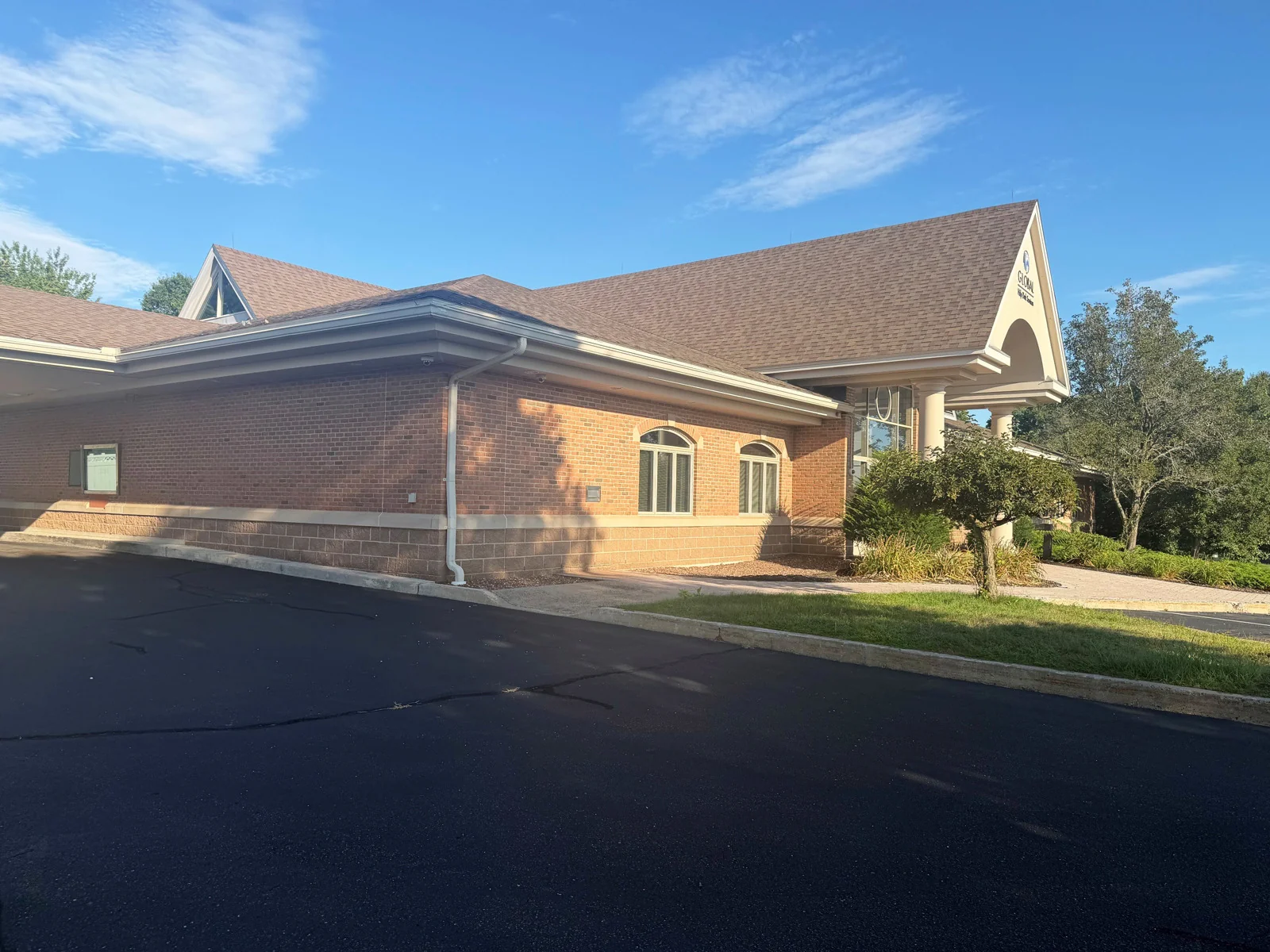 521 Cromwell Avenue — Lease in Rocky Hill, CT, photo 3 of 8