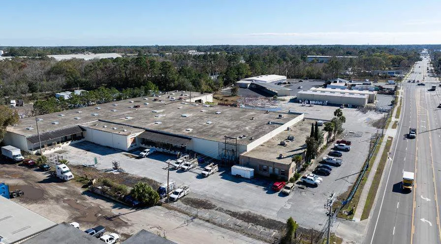 Industrial in Jacksonville, FL — Sale in Jacksonville, FL, photo 3 of 8