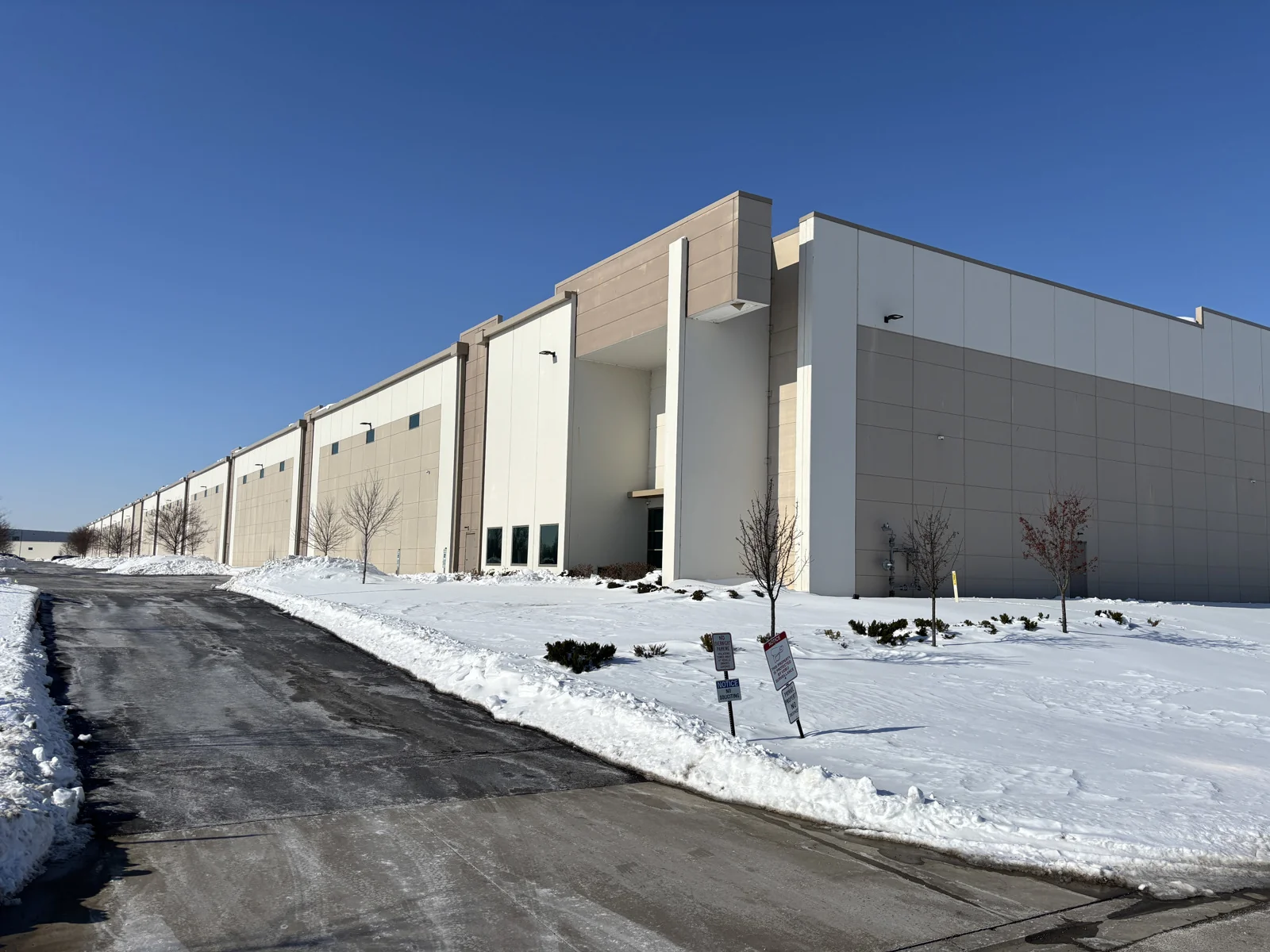 Industrial in Groveport, OH — Lease in Groveport, OH, photo 1 of 8