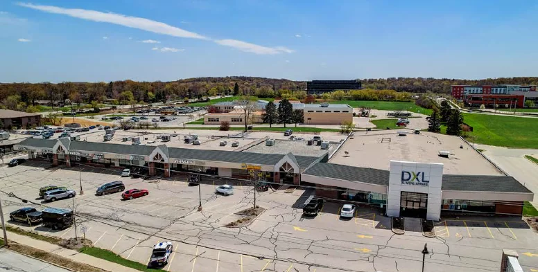 Bluemound Centre — Lease in Brookfield, WI, photo 6 of 8
