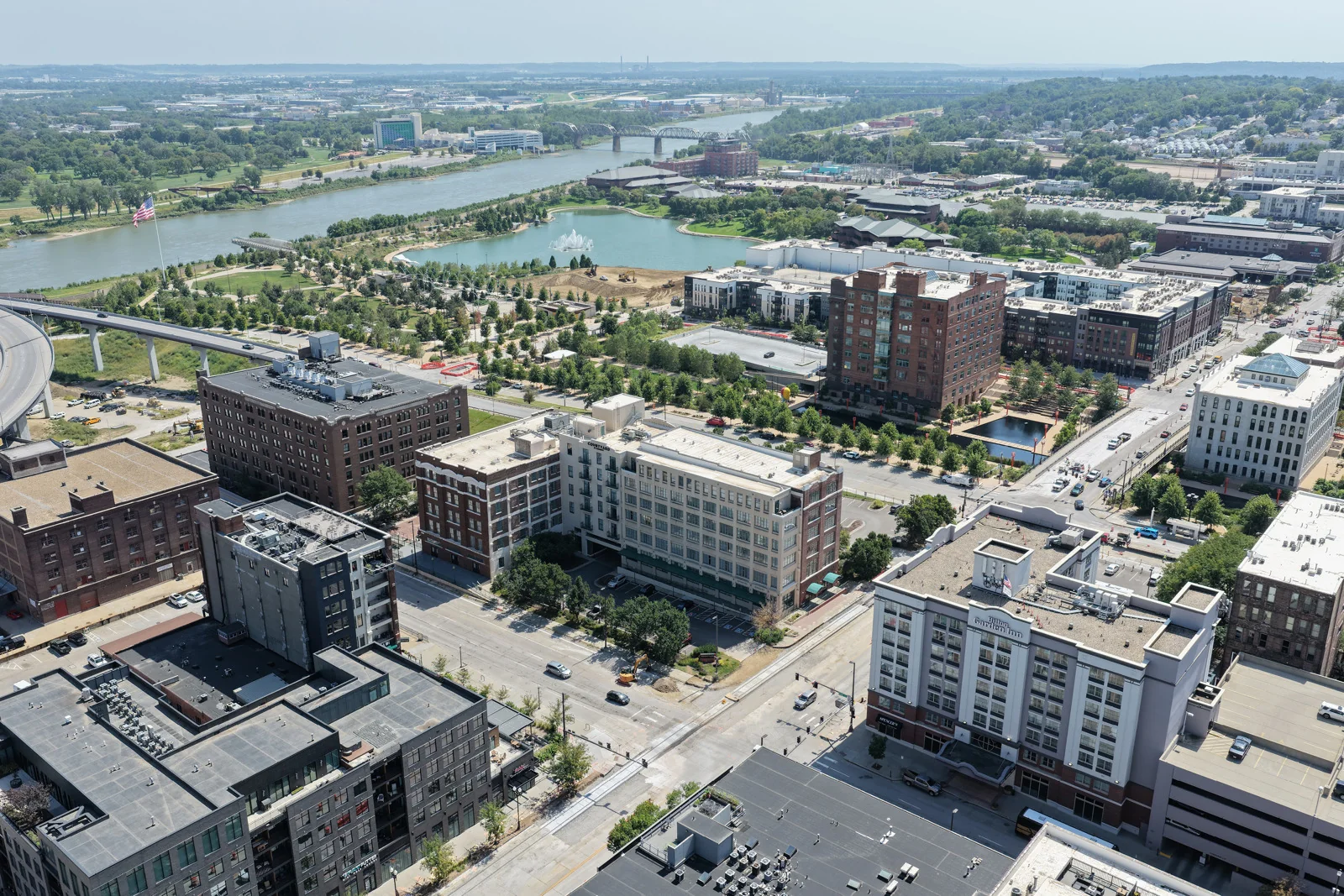 Retail in Omaha, NE — Lease in Omaha, NE, photo 6 of 8