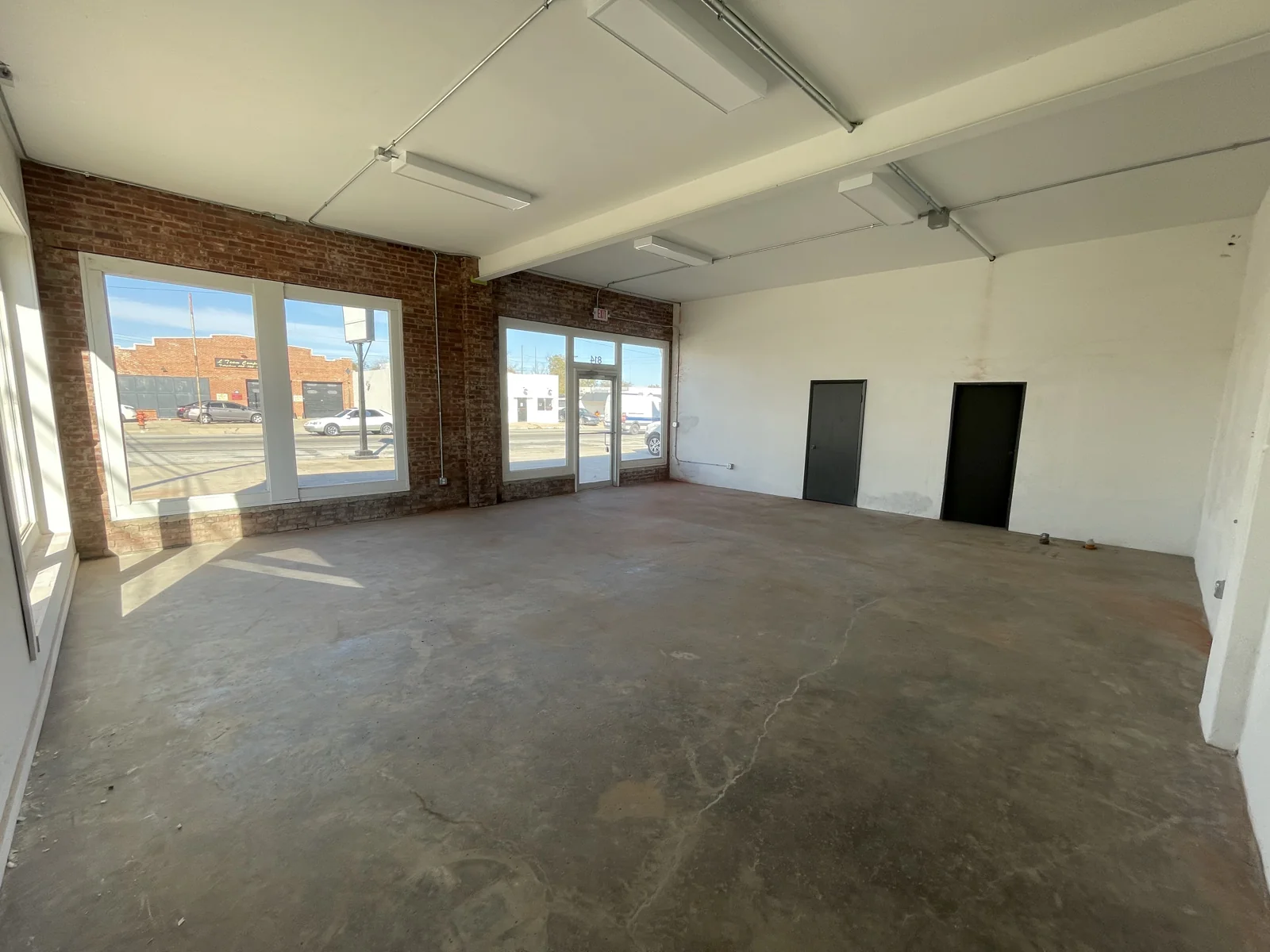 Retail in Oklahoma City, OK — Lease in Oklahoma City, OK, photo 2 of 7