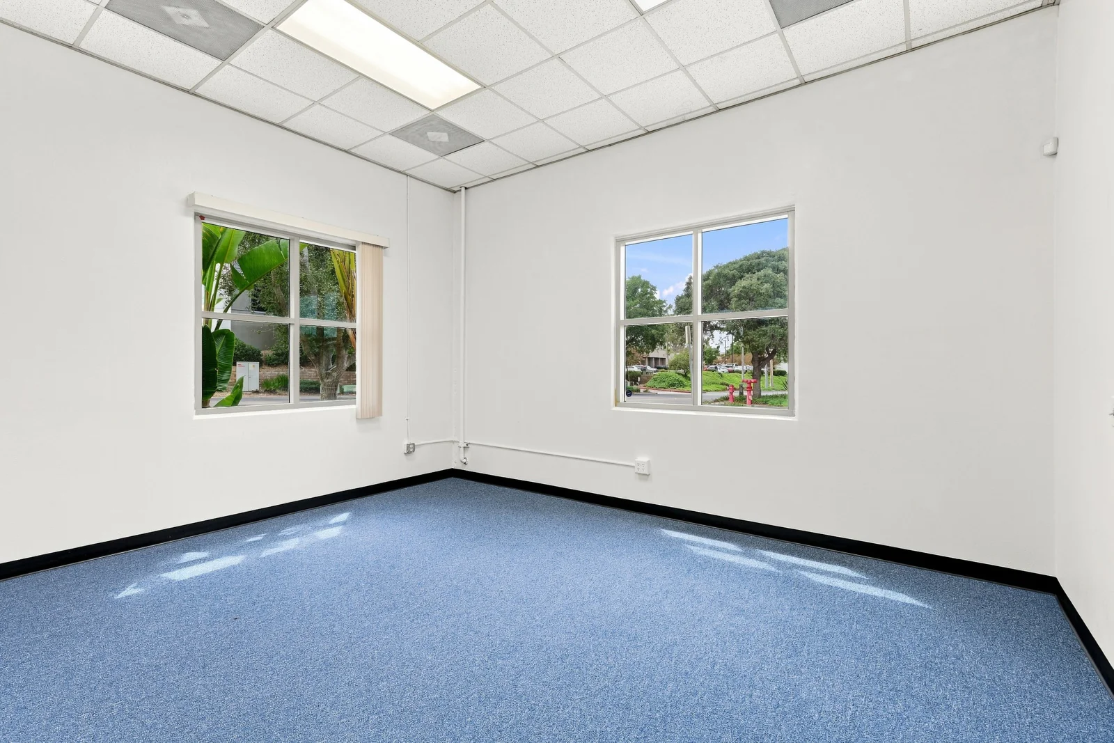 Industrial in Poway, CA — Lease in Poway, CA, photo 6 of 8