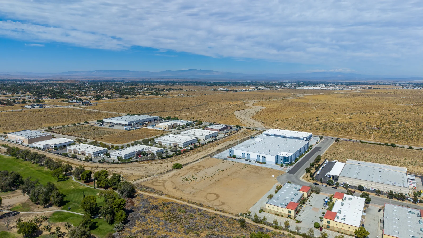 Land in Palmdale, CA — Sale in Palmdale, CA, photo 4 of 8