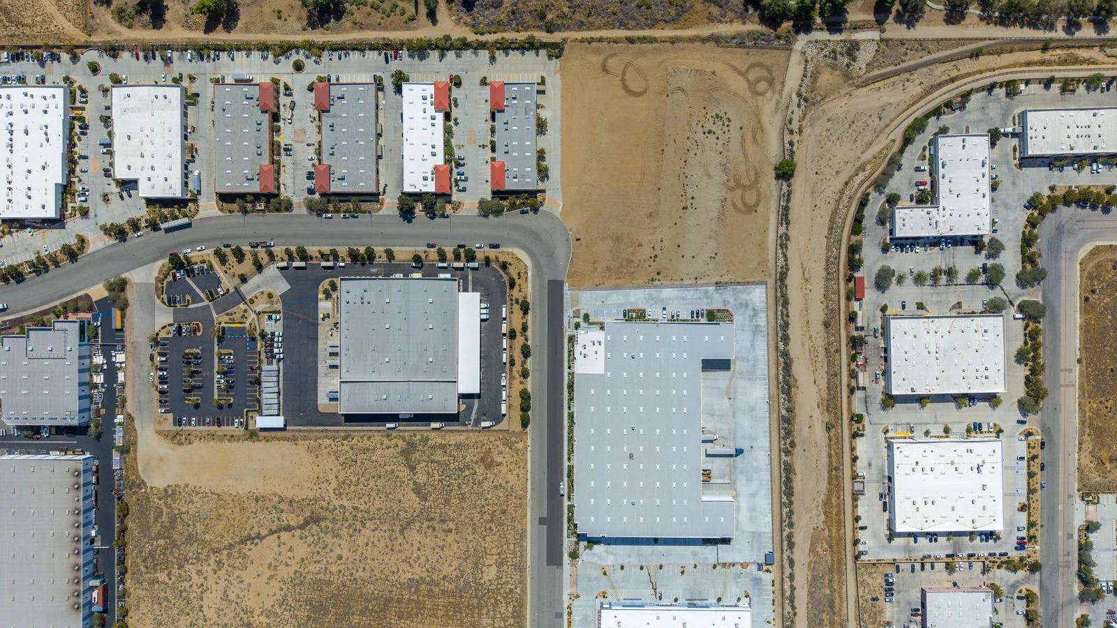 Land in Palmdale, CA — Sale in Palmdale, CA, photo 5 of 8