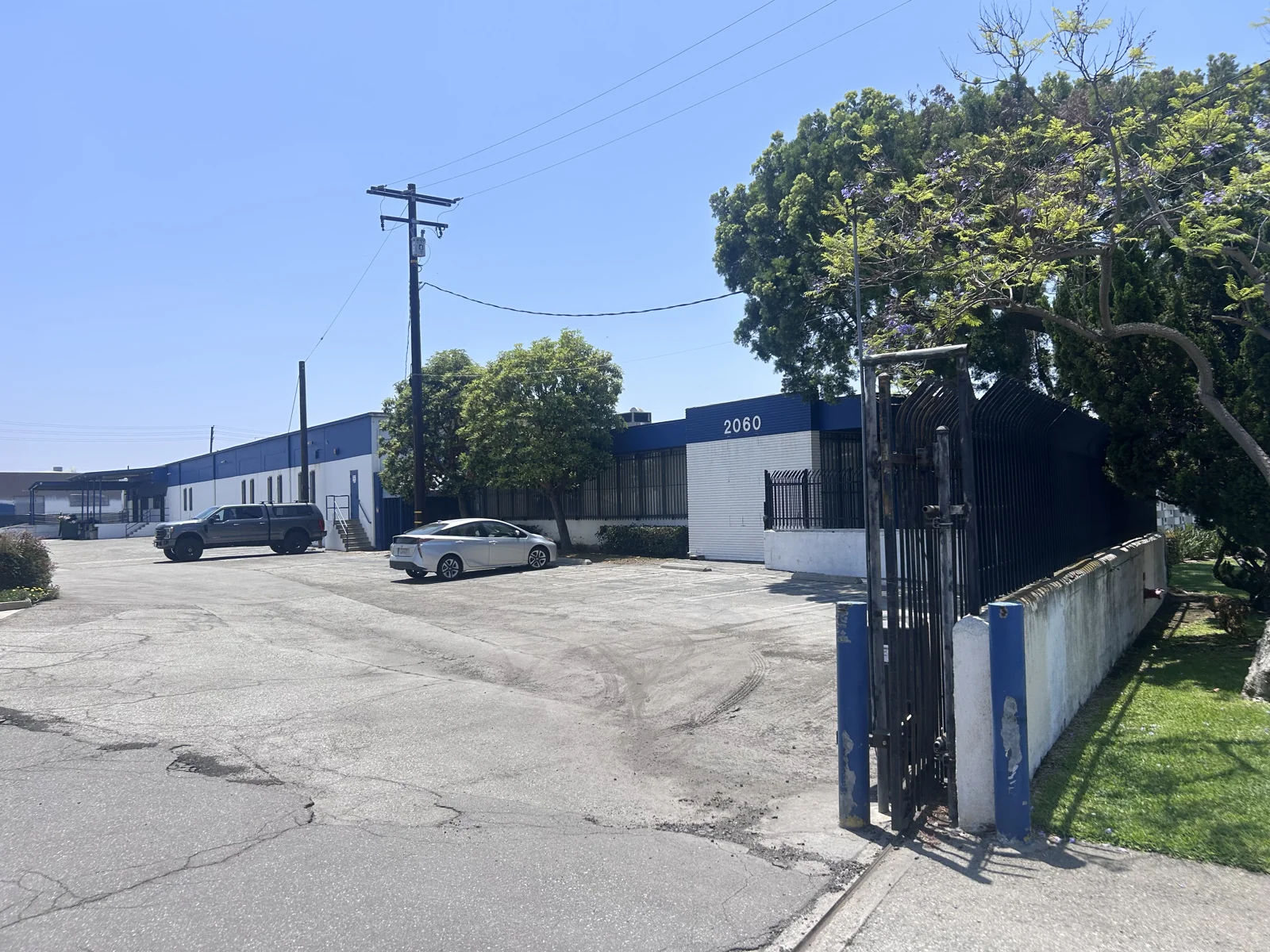 Industrial in Commerce, CA — Sale in Commerce, CA, photo 1 of 1