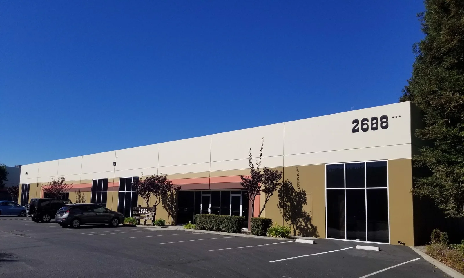 Industrial in Redwood City, CA — Sale in Redwood City, CA, photo 1 of 8