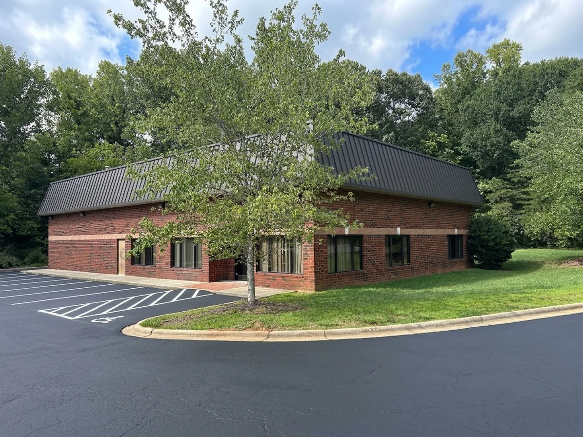 FlexIndustrial in Charlotte, NC — Sale in Charlotte, NC, photo 1 of 5