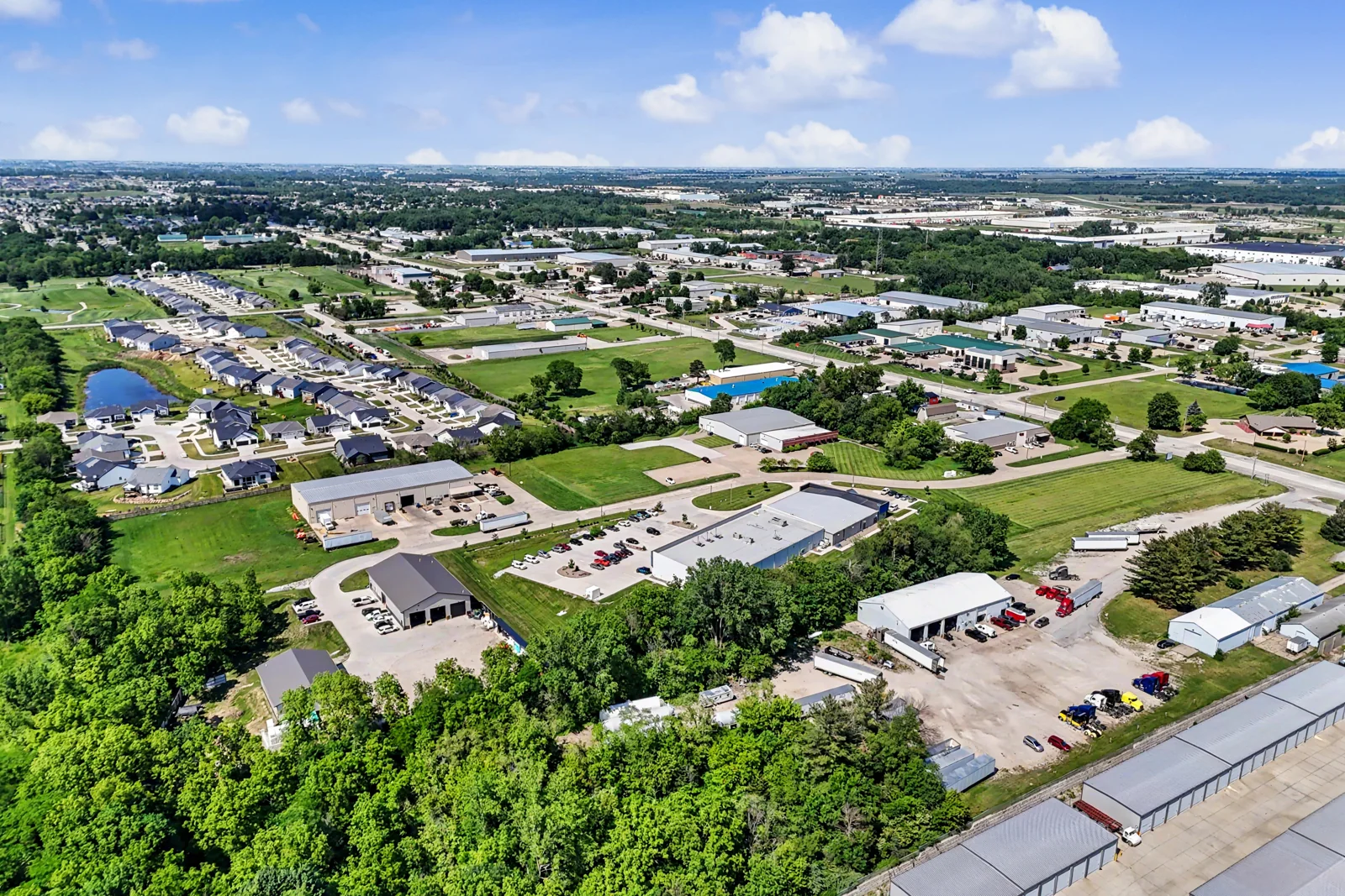 Land in Des Moines, IA — Sale in Des Moines, IA, photo 4 of 5