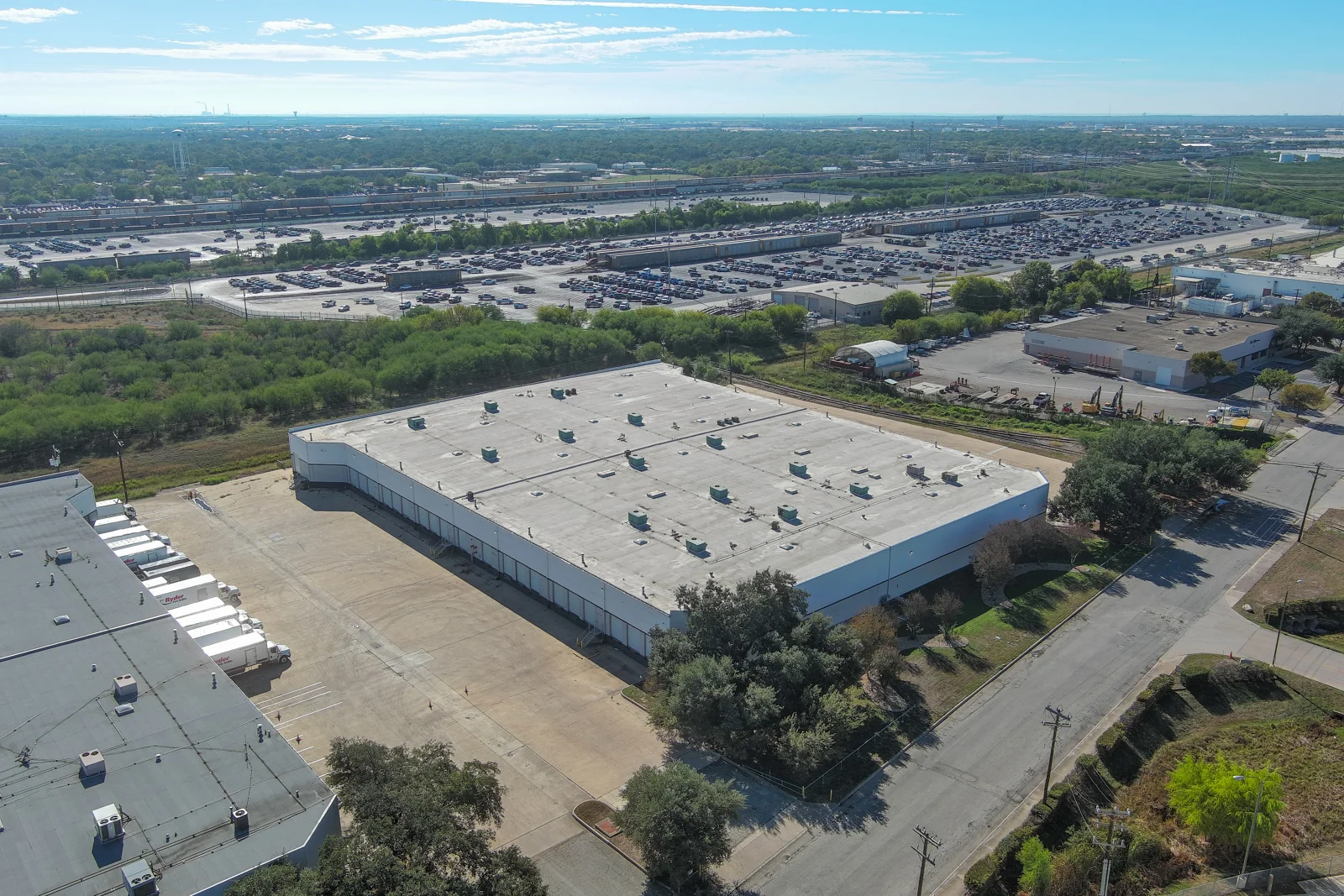 Industrial in San Antonio, TX — Sale in San Antonio, TX, photo 1 of 4