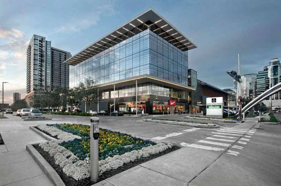 BLVD Place 2 — Lease in Houston, TX, photo 1 of 4