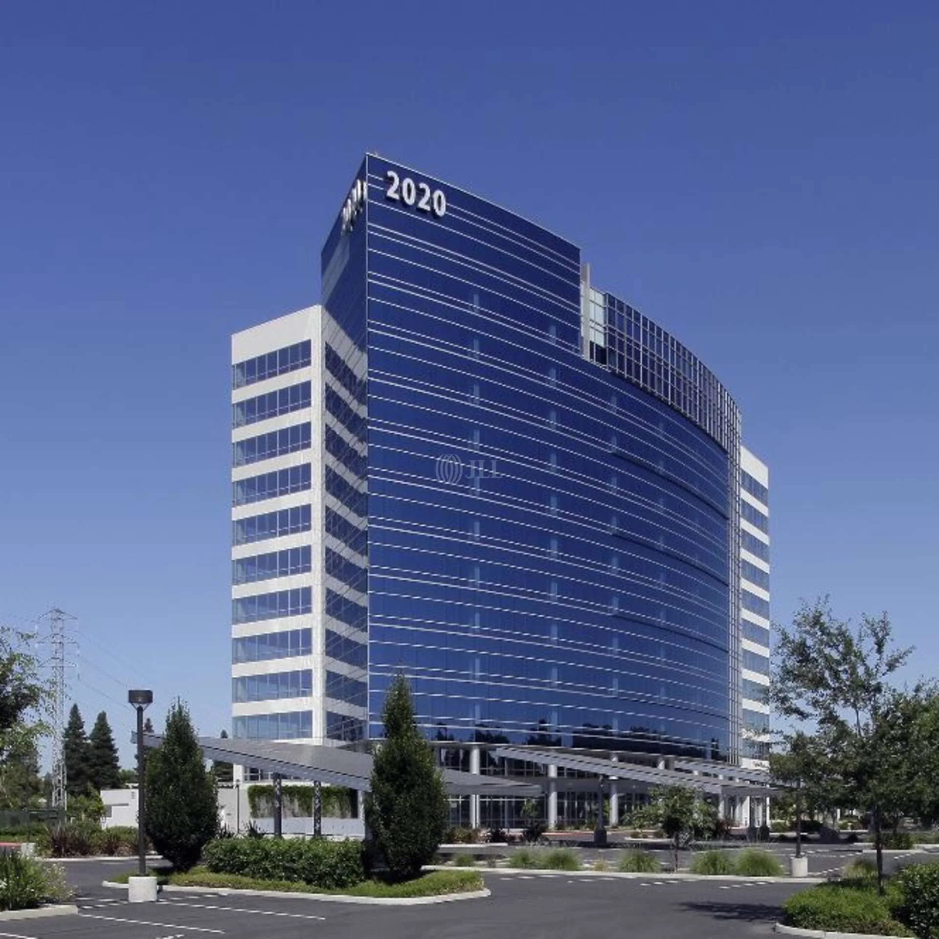 The Gateway — Lease in Sacramento, CA, photo 2 of 4