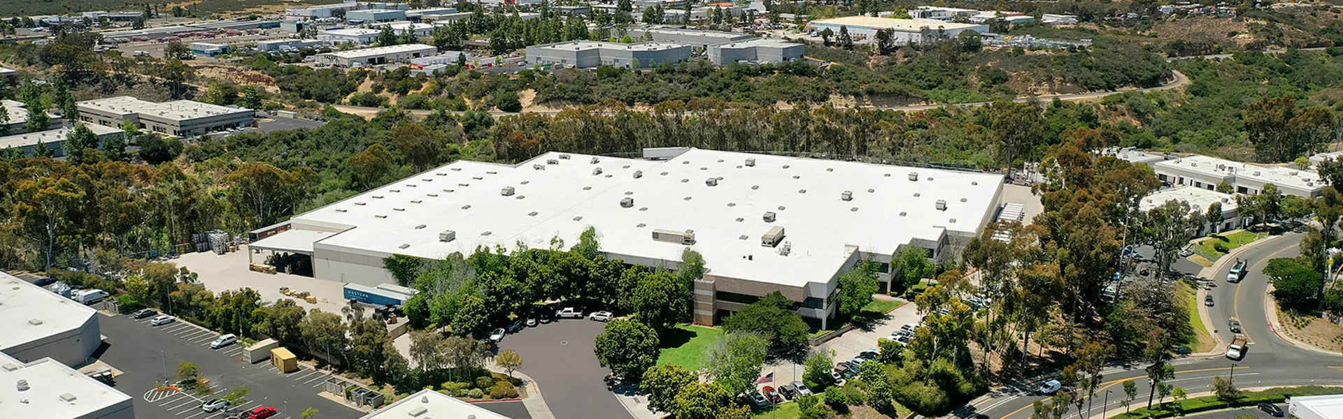 Crest Distributing Building — Lease in San Diego, CA, photo 4 of 4