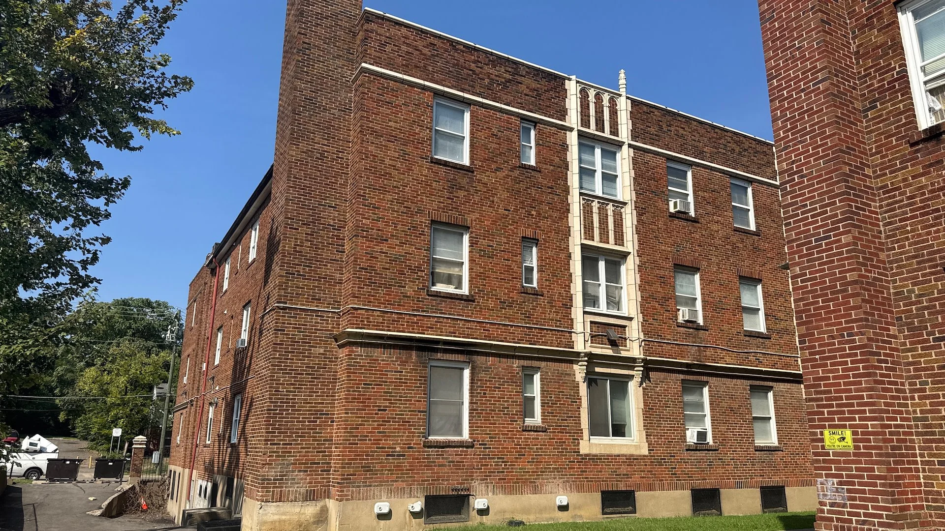 Forest Ave Flats — Sale in Cincinnati, OH, photo 7 of 8