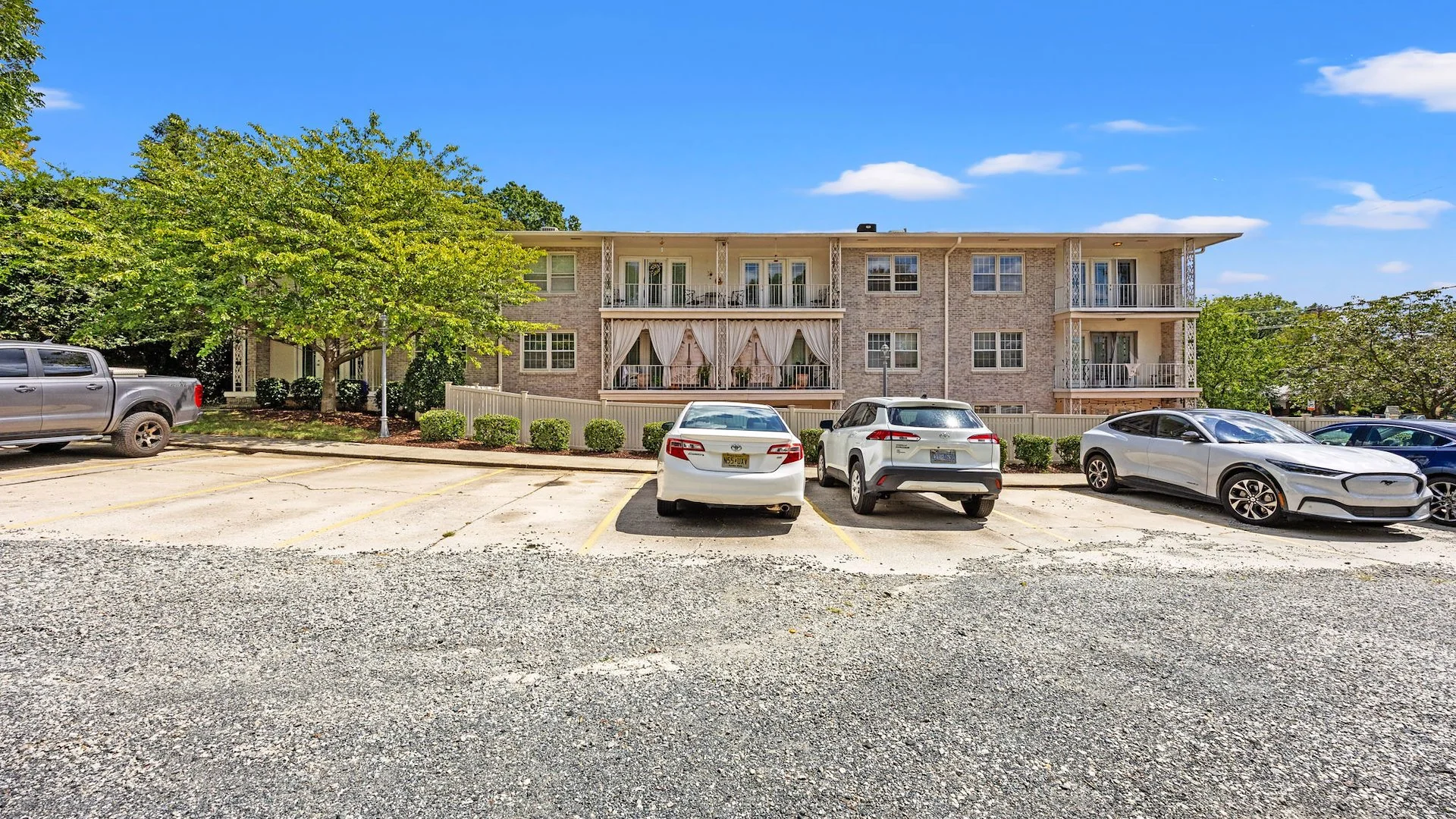 Phillips Place Apartments — Sale in Greensboro, NC, photo 2 of 6