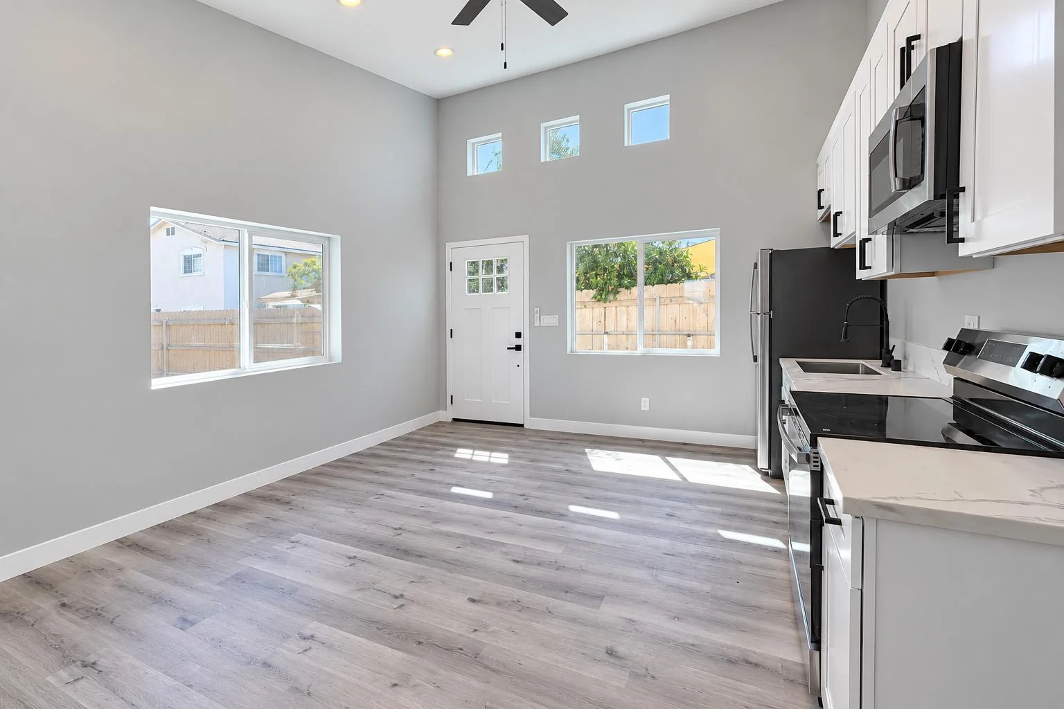 3717 36th St — Sale in San Diego, CA, photo 2 of 8