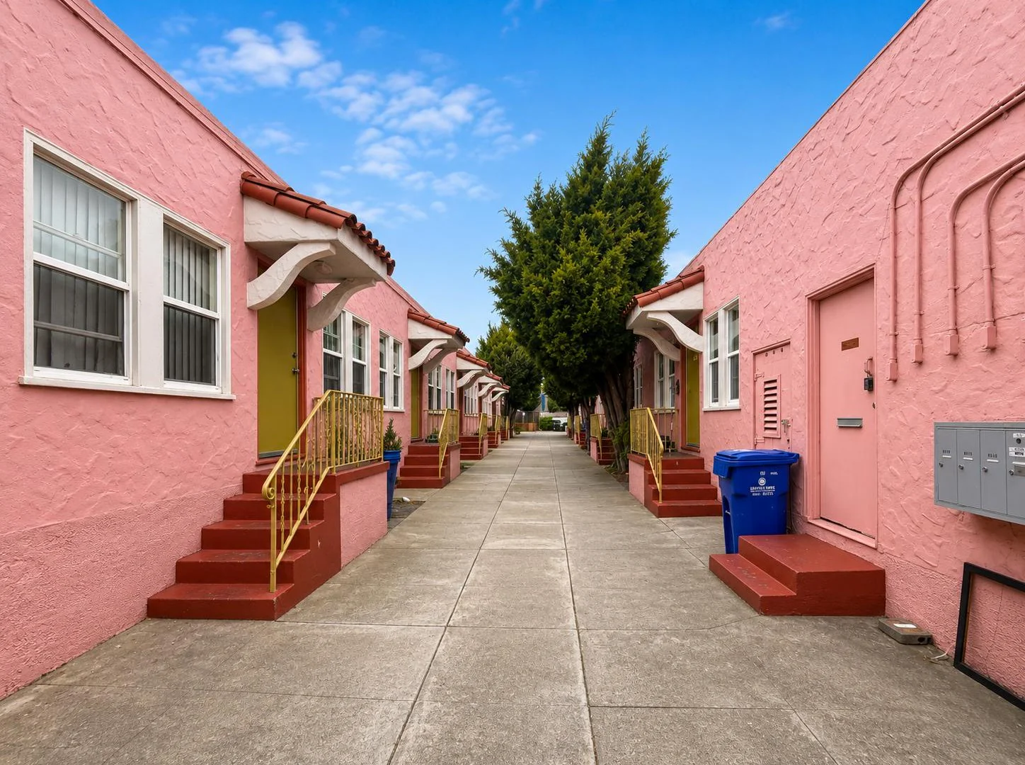 6114-6120 Foothill Boulevard — Sale in Oakland, CA, photo 2 of 2