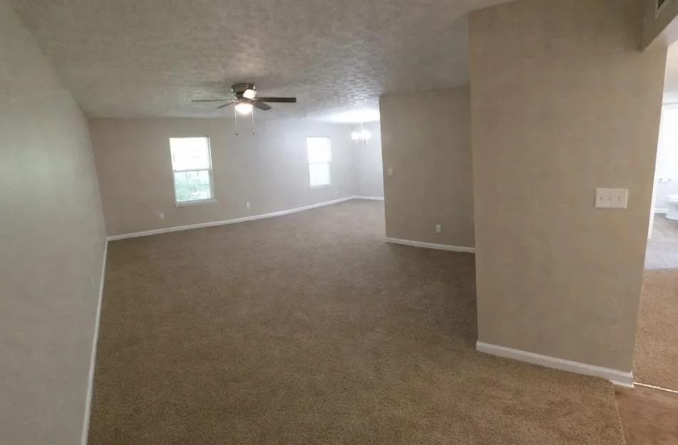 Cedar Springs Apartments — Sale in La Grange, KY, photo 2 of 5