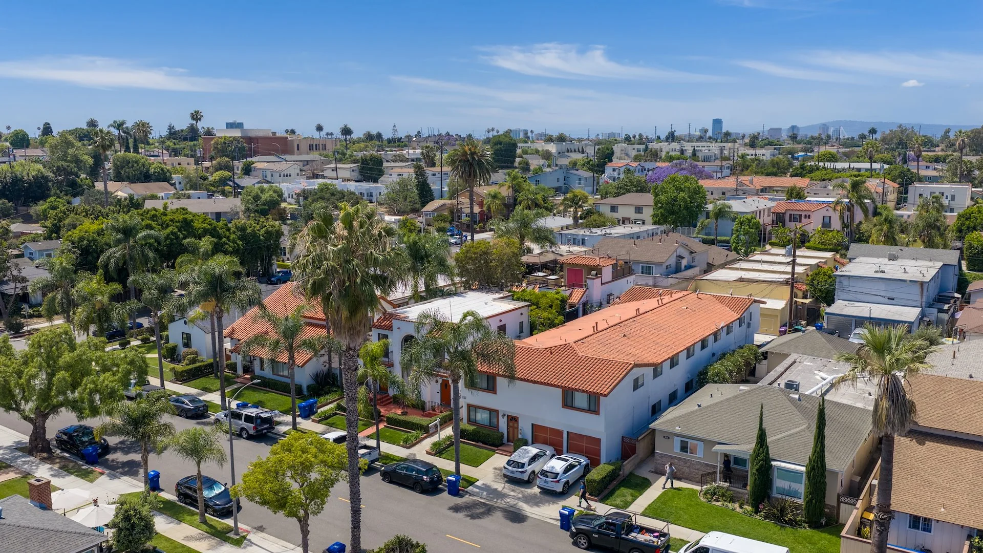 825 Roswell Ave — Sale in Long Beach, CA, photo 4 of 6