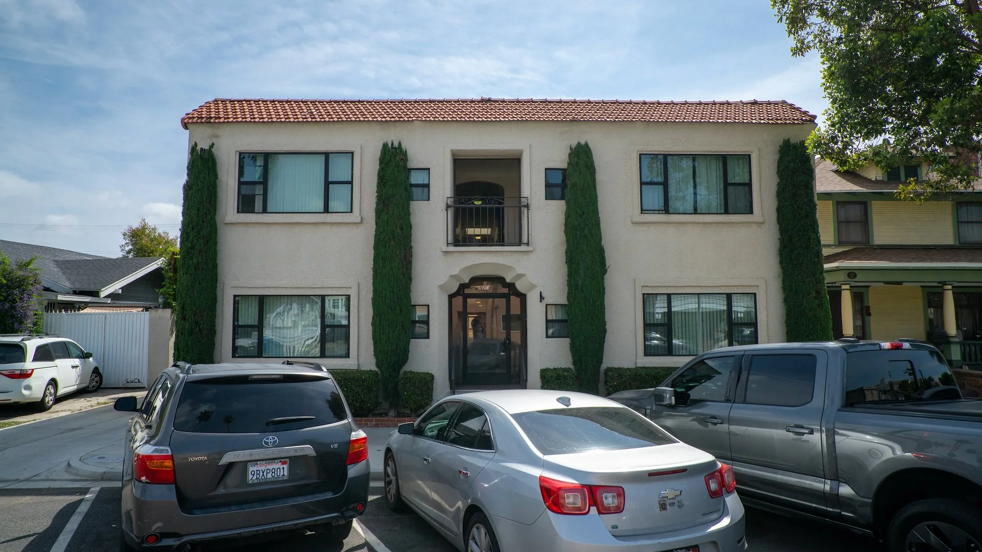 820 Cedar Ave — Sale in Long Beach, CA, photo 1 of 6