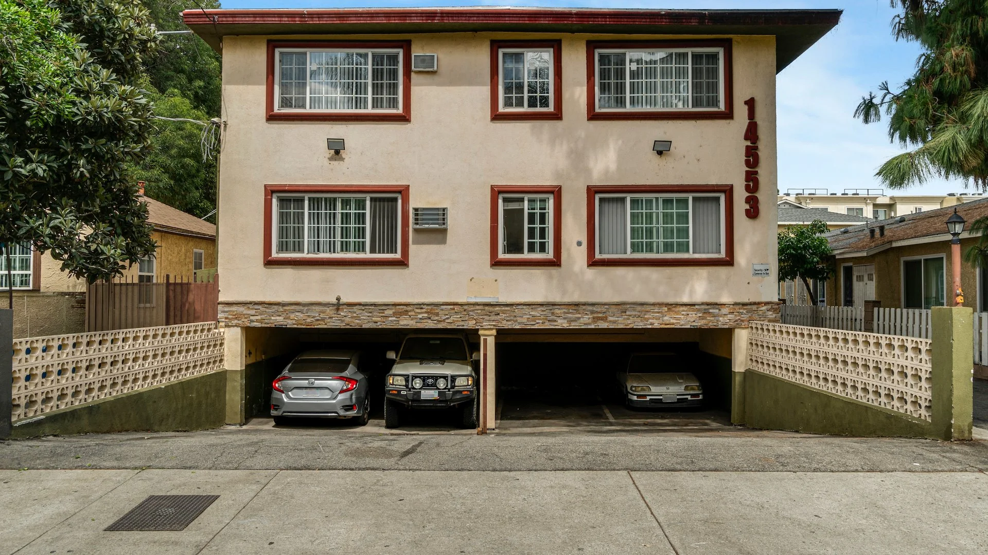 14553 Hartland St & 6840 Vesper Ave — Sale in Los Angeles, CA, photo 1 of 6