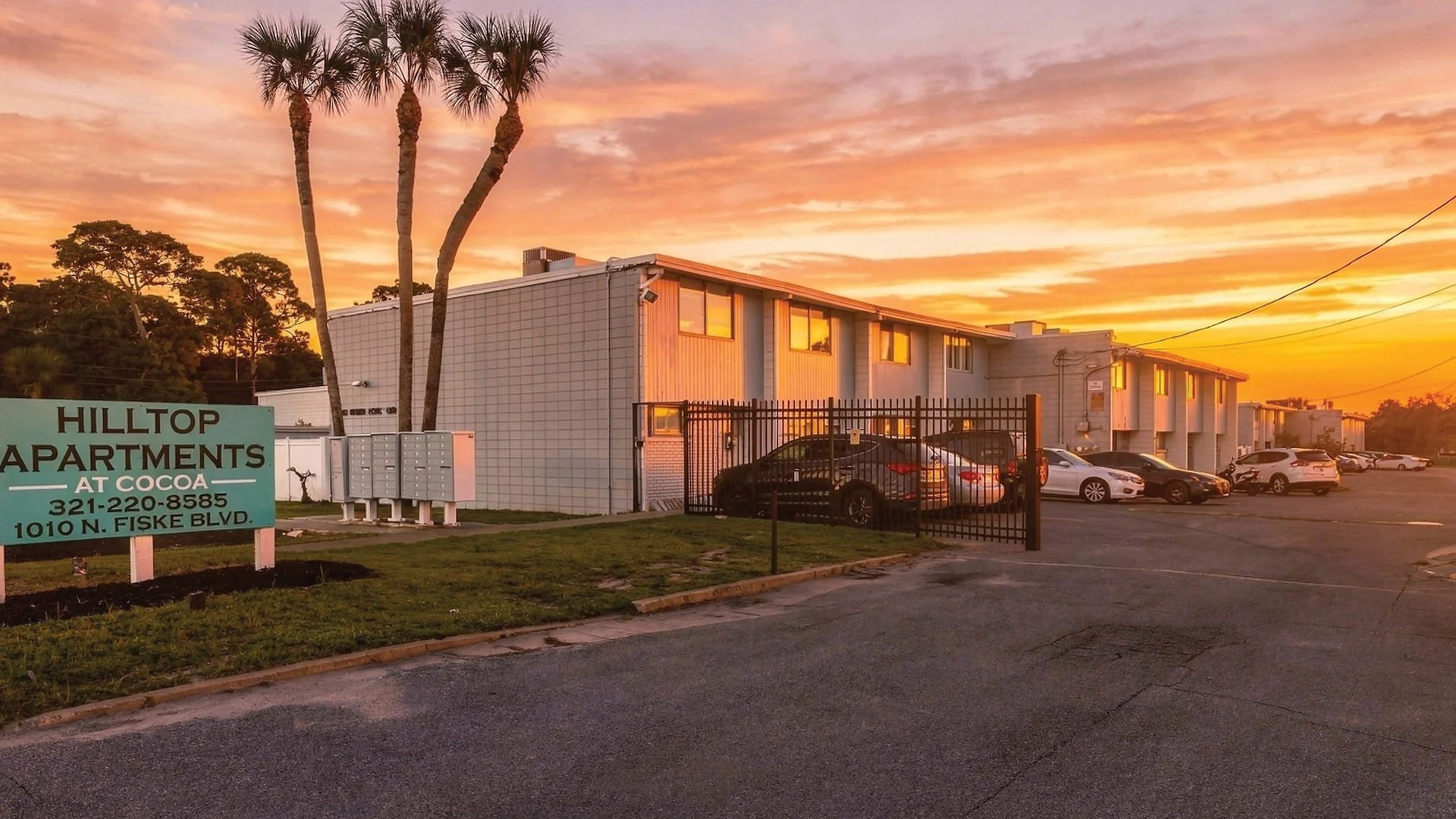 Hilltop Apartments at Cocoa — Sale in Cocoa, FL, photo 1 of 8