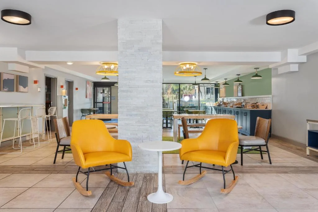 Spark by Hilton Hilton Head Island — Sale in Hilton Head Island, SC, photo 3 of 5